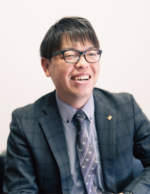 小濱 亮介